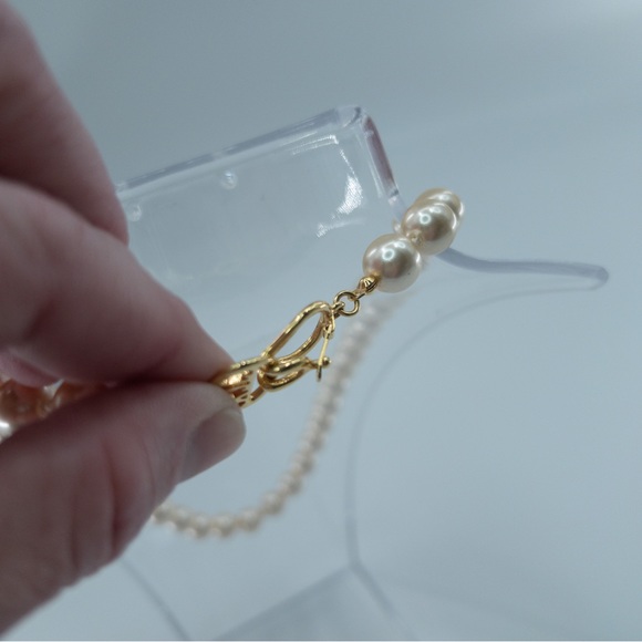 Kenneth Jay Lane Faux Pearl Necklace Champagne Gold Tone Hardware Classic Preppy - Picture 7 of 11